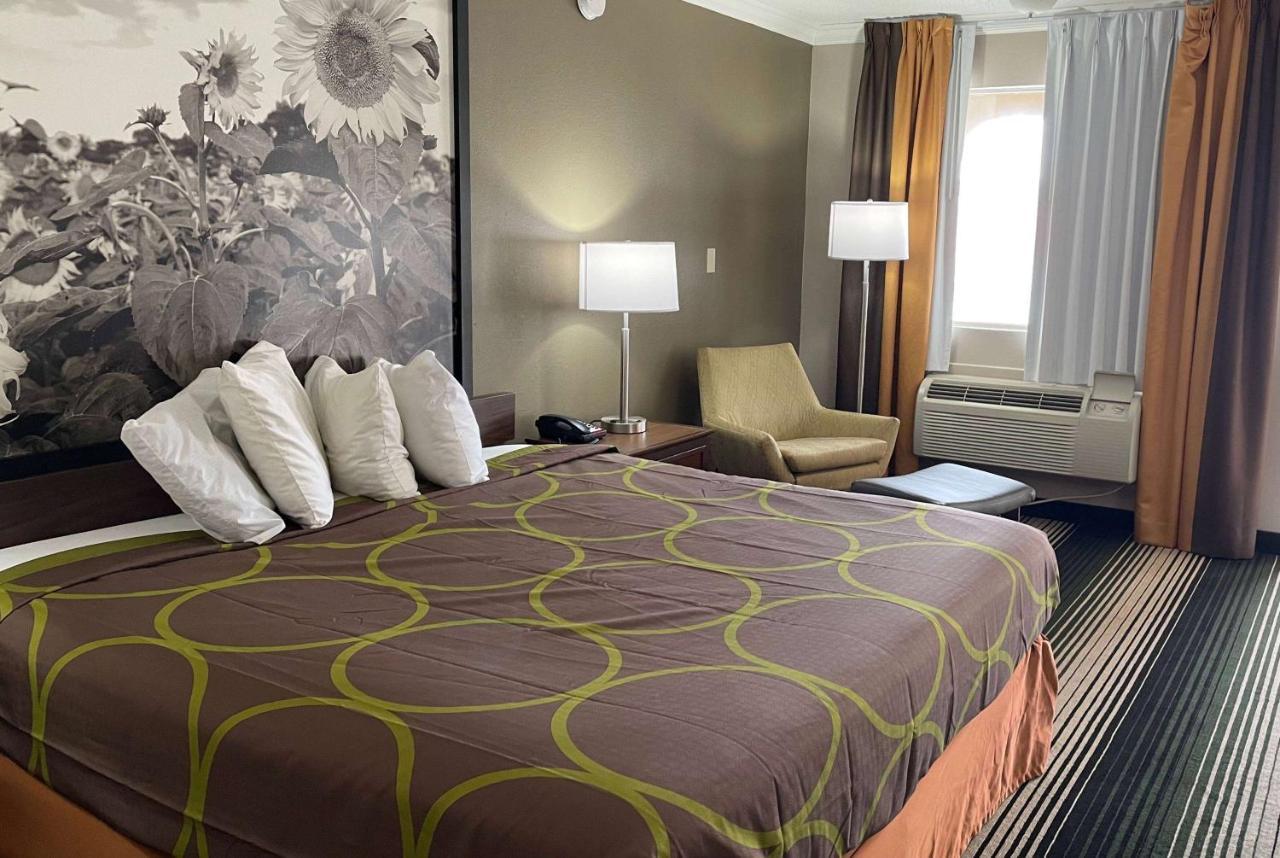 Deluxe Inn & Suites Junction City Dış mekan fotoğraf