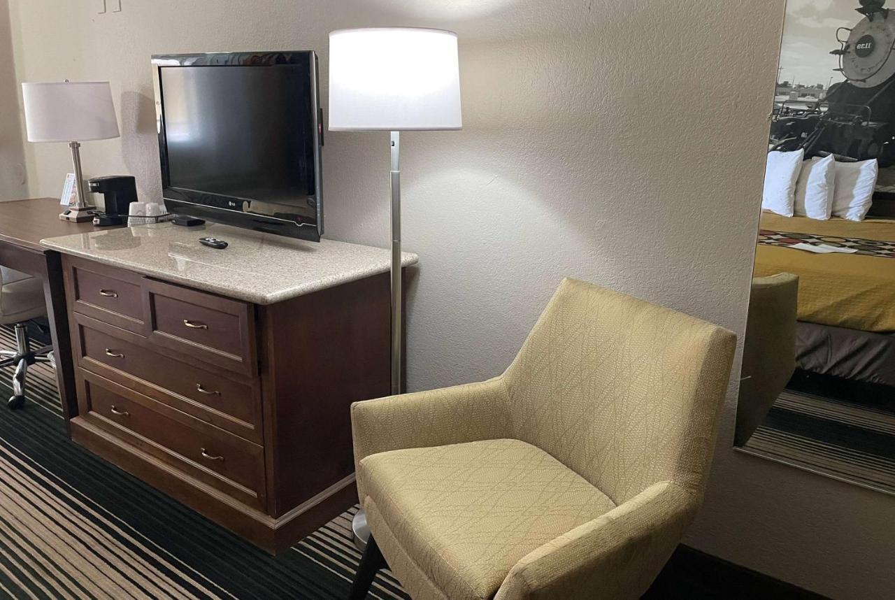 Deluxe Inn & Suites Junction City Dış mekan fotoğraf