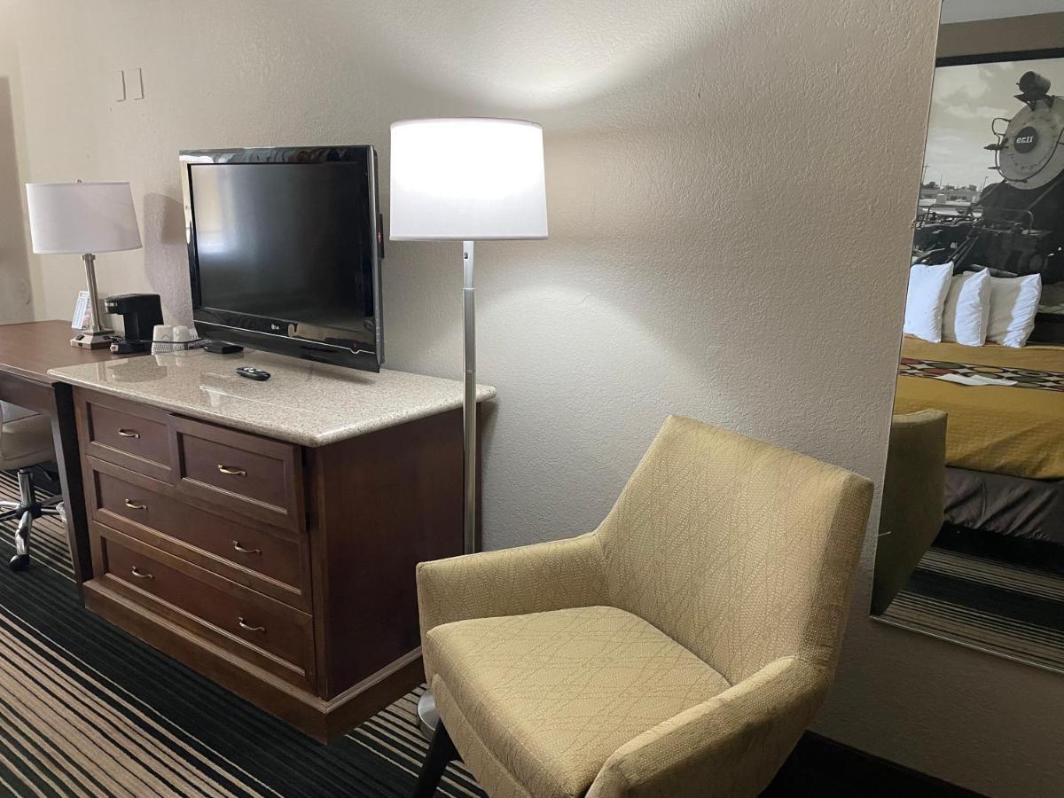 Deluxe Inn & Suites Junction City Dış mekan fotoğraf