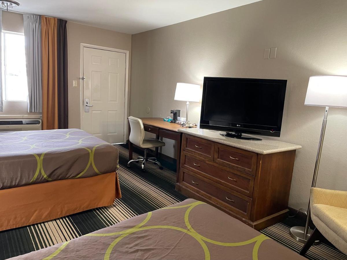 Deluxe Inn & Suites Junction City Dış mekan fotoğraf